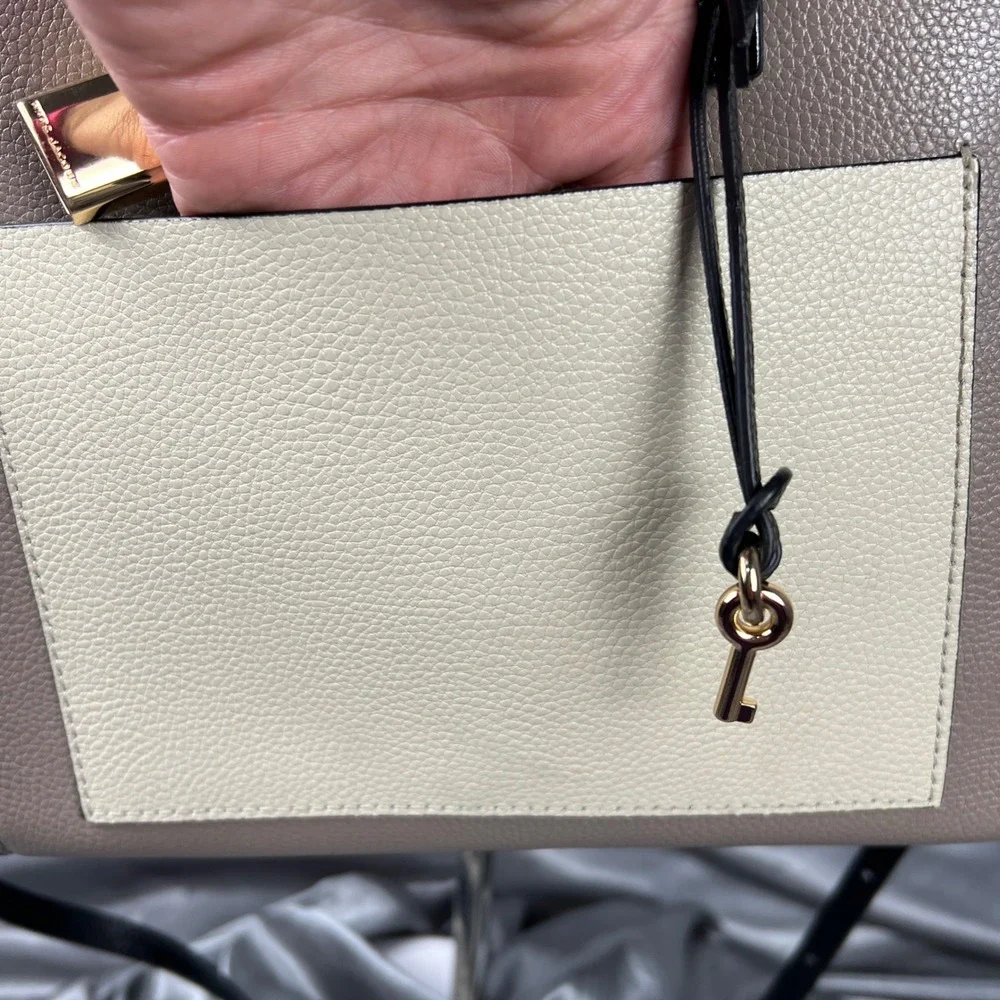 Marc Jacobs Mini Grind‎ Lock Key Tote Bag Beige Leather Top Handle Crossbody 13”